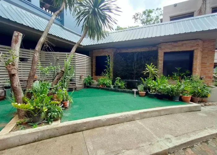 Komol Hotel 3*