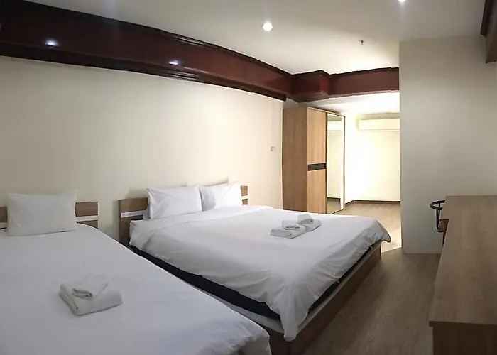 Komol Hotel 3*