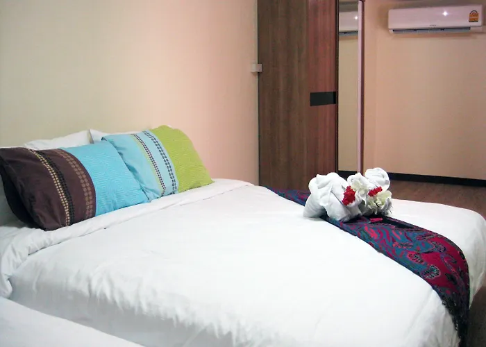 Hotel Komol 3*