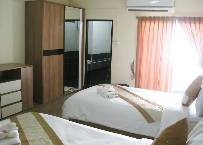Komol Hotel Bangkok